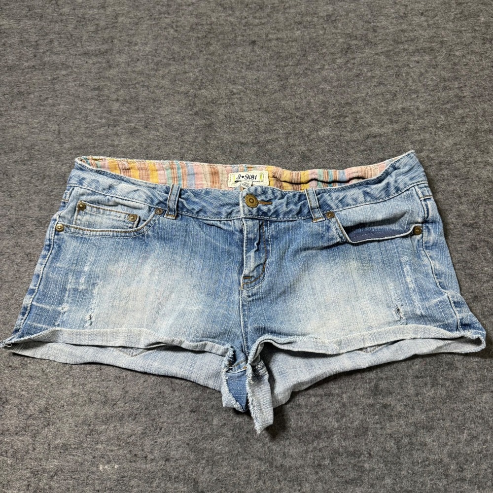 VTG Y2K I Love H81 Low Rise Distressed Denim Shorts Light Wash Size 28